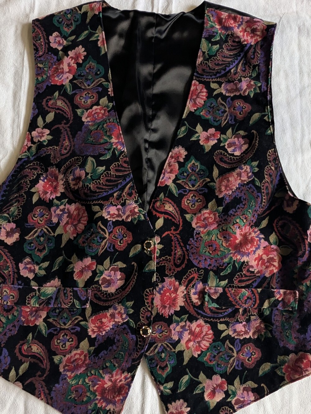Vintage velvet moody Paisley& floral vest/waistcoat size xs-small